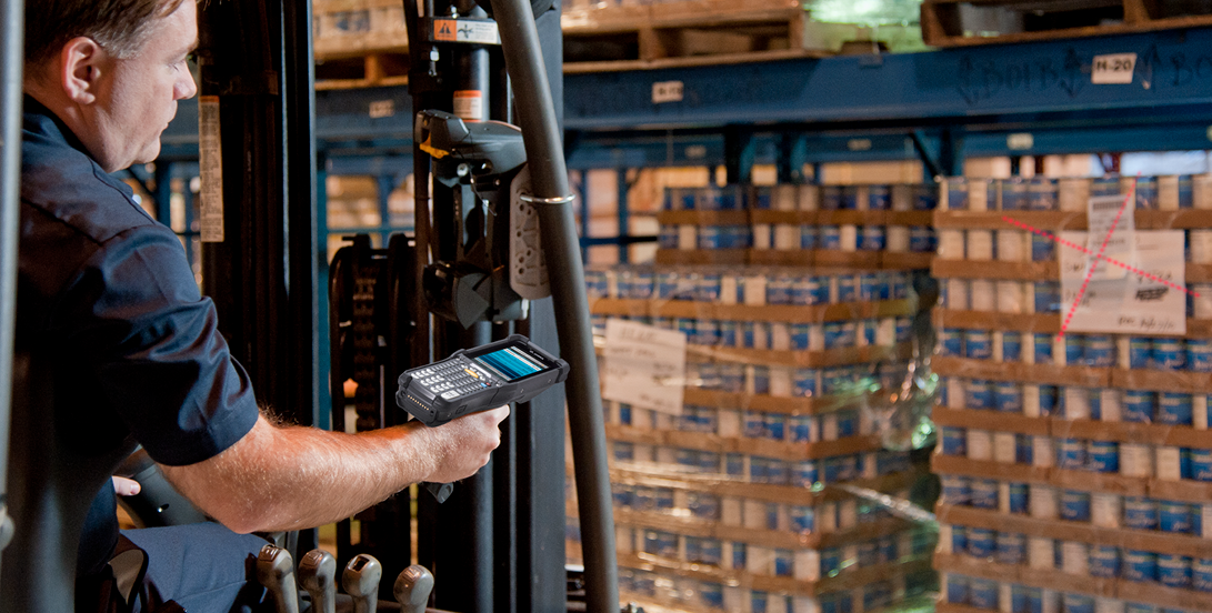 connected worker platform vs handheld scanners for warehouse picking accuracy
